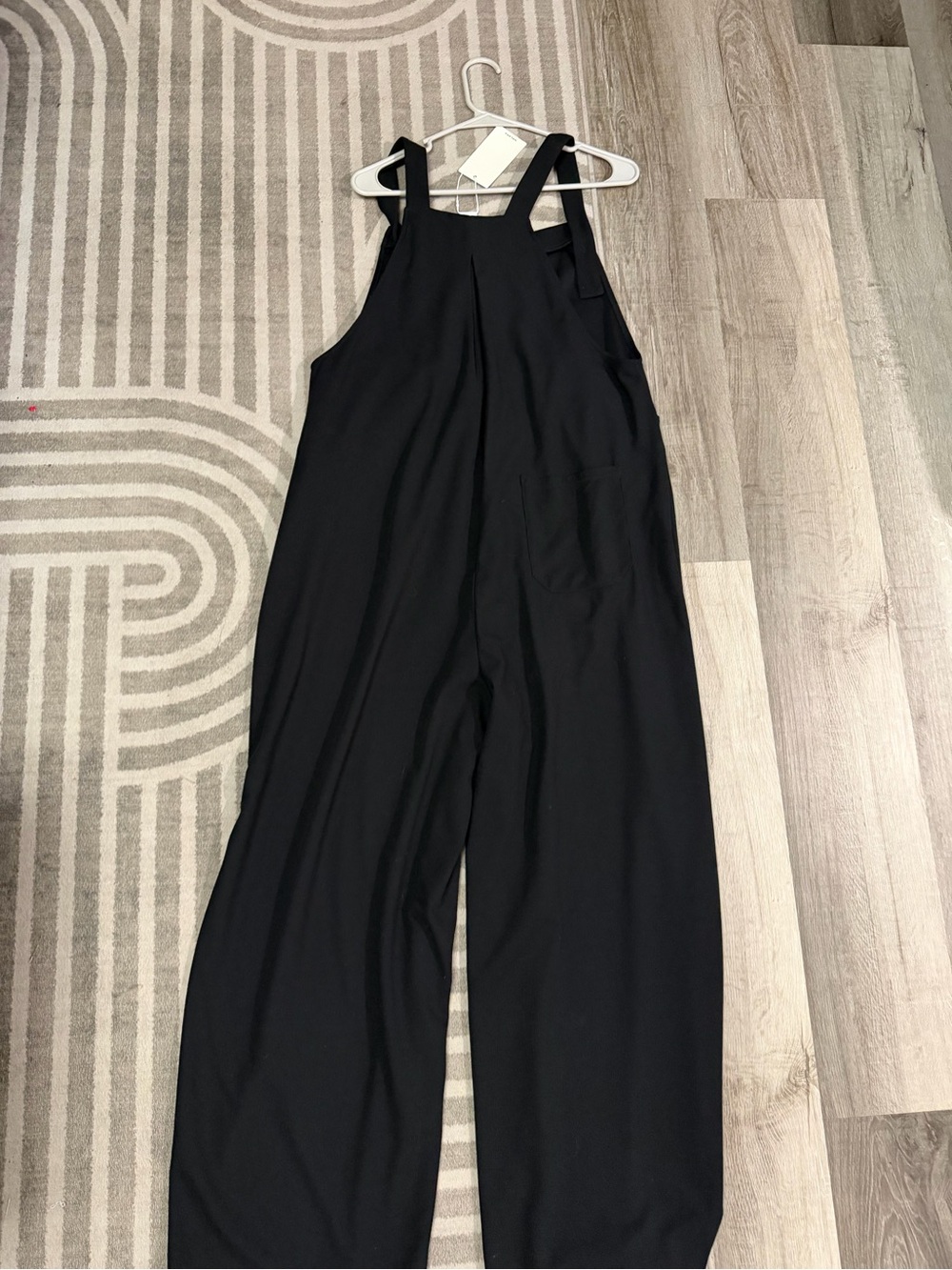 HALARA Black Wide-Leg Jumpsuit with Adjustable Straps - Picture 4 of 6